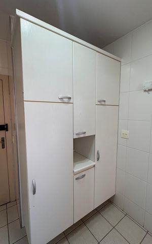 Apartamento à venda com 115m², 3 quartos e 2 vagas Apartamento à venda com 115m², 3 quartos e 2 vagasÁrea de Serviço