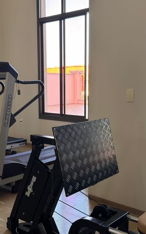 Apartamento à venda com 115m², 3 quartos e 2 vagas Apartamento à venda com 115m², 3 quartos e 2 vagasÁrea comum - Academia