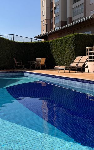 Apartamento à venda com 115m², 3 quartos e 2 vagas Apartamento à venda com 115m², 3 quartos e 2 vagasÁrea comum - Piscina