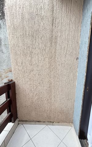 Casa à venda com 194m², 3 quartos e 2 vagas Casa à venda com 194m², 3 quartos e 2 vagasQuarto 1 Varanda
