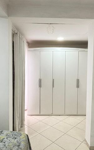 Casa à venda com 194m², 3 quartos e 2 vagas Casa à venda com 194m², 3 quartos e 2 vagasQuarto 1