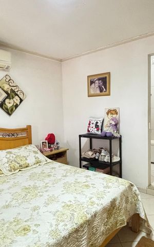 Casa à venda com 194m², 3 quartos e 2 vagas Casa à venda com 194m², 3 quartos e 2 vagasSuite