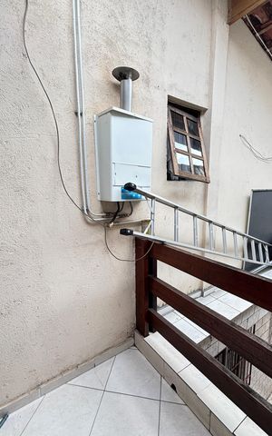 Casa à venda com 194m², 3 quartos e 2 vagas Casa à venda com 194m², 3 quartos e 2 vagasQuarto 1 Varanda