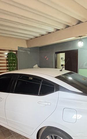 Casa à venda com 194m², 3 quartos e 2 vagas Casa à venda com 194m², 3 quartos e 2 vagasGaragem