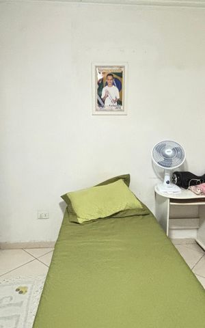 Casa à venda com 194m², 3 quartos e 2 vagas Casa à venda com 194m², 3 quartos e 2 vagasQuarto 2