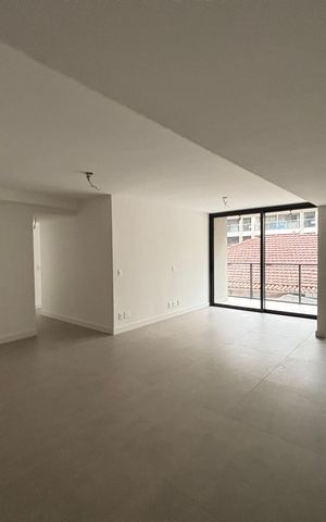 Apartamento à venda com 112m², 3 quartos e 1 vaga Apartamento à venda com 112m², 3 quartos e 1 vagaSala