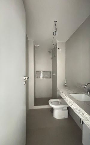 Apartamento à venda com 112m², 3 quartos e 1 vaga Apartamento à venda com 112m², 3 quartos e 1 vagaBanheiro social