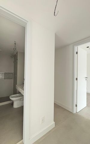 Apartamento à venda com 112m², 3 quartos e 1 vaga Apartamento à venda com 112m², 3 quartos e 1 vagaBanheiro social