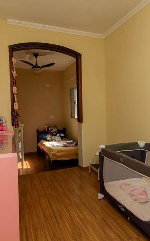 Casa à venda com 140m², 3 quartos e 2 vagas Casa à venda com 140m², 3 quartos e 2 vagasQuarto 1