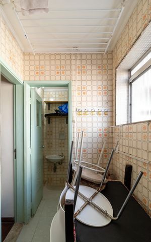 Apartamento à venda com 110m², 3 quartos e 2 vagas Apartamento à venda com 110m², 3 quartos e 2 vagasÁrea de Serviço
