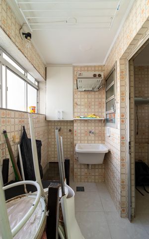 Apartamento à venda com 110m², 3 quartos e 2 vagas Apartamento à venda com 110m², 3 quartos e 2 vagasÁrea de Serviço