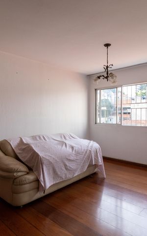 Apartamento à venda com 110m², 3 quartos e 2 vagas Apartamento à venda com 110m², 3 quartos e 2 vagasSala