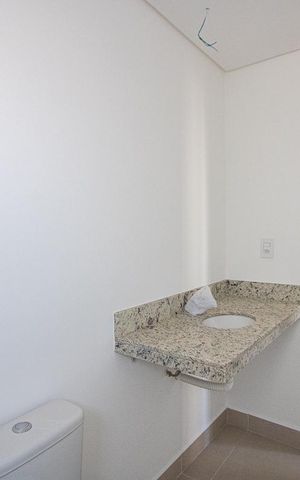Apartamento à venda com 178m², 3 quartos e 3 vagas Apartamento à venda com 178m², 3 quartos e 3 vagasBanheiro da Suíte 2