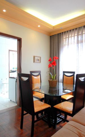 Apartamento à venda com 80m², 2 quartos e 1 vagaSala