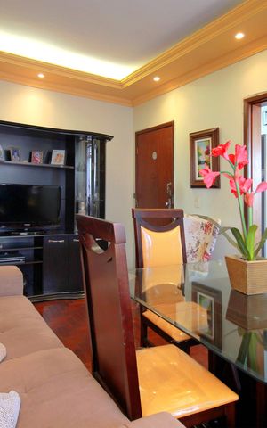 Apartamento à venda com 80m², 2 quartos e 1 vagaSala