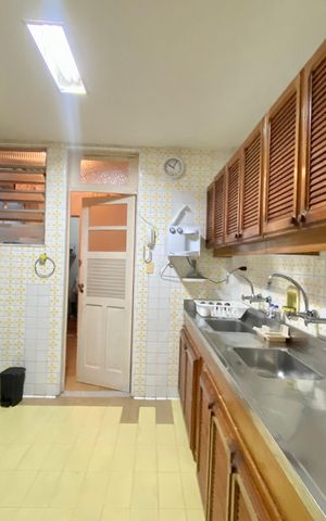 Apartamento à venda com 115m², 3 quartos e 1 vaga Apartamento à venda com 115m², 3 quartos e 1 vagaCozinha