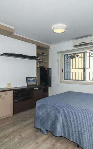 Casa à venda com 372m², 4 quartos e 4 vagasSuíte 2 