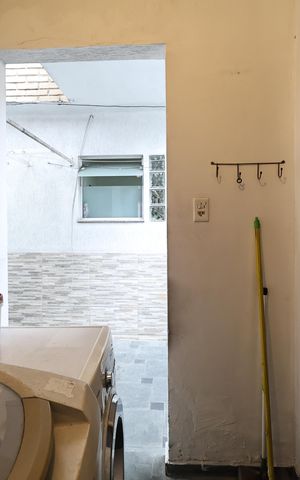 Casa à venda com 264m², 5 quartos e 4 vagasLavanderia - Casa1