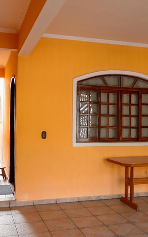 Casa à venda com 139m², 5 quartos e 2 vagas Casa à venda com 139m², 5 quartos e 2 vagasGaragem