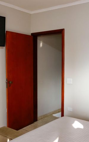 Casa à venda com 139m², 5 quartos e 2 vagas Casa à venda com 139m², 5 quartos e 2 vagasSuíte