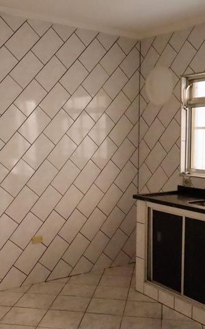 Casa à venda com 139m², 5 quartos e 2 vagas Casa à venda com 139m², 5 quartos e 2 vagasCozinha