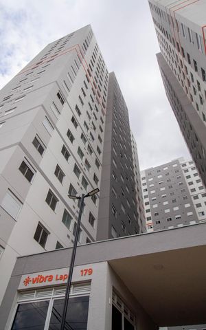 Apartamento à venda com 40m², 2 quartos e sem vaga Apartamento à venda com 40m², 2 quartos e sem vagaFachada