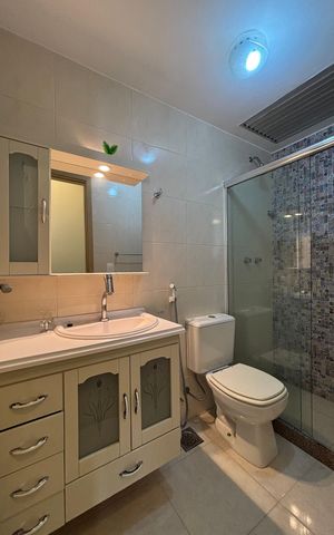 Apartamento à venda com 108m², 3 quartos e 2 vagasBanheiro da Suíte