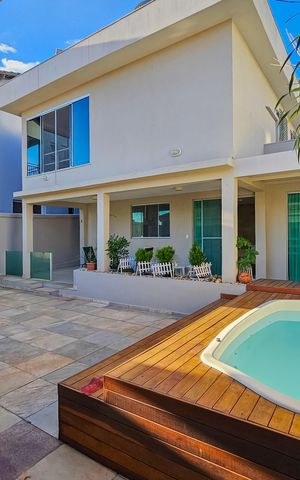 Casa à venda com 292m², 4 quartos e 4 vagas Casa à venda com 292m², 4 quartos e 4 vagasVaranda gourmet