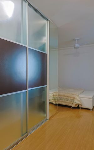 Casa à venda com 292m², 4 quartos e 4 vagas Casa à venda com 292m², 4 quartos e 4 vagasSuíte 1