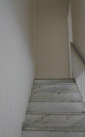 Casa para alugar com 175m², 3 quartos e 2 vagasEscada