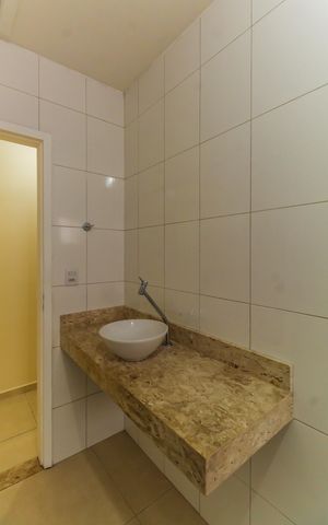 Casa para alugar com 175m², 4 quartos e 2 vagas Casa para alugar com 175m², 4 quartos e 2 vagasBanheiro