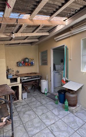 Casa à venda com 96m², 2 quartos e 1 vaga Casa à venda com 96m², 2 quartos e 1 vagaÁrea comum