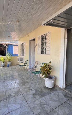 Casa à venda com 96m², 2 quartos e 1 vaga Casa à venda com 96m², 2 quartos e 1 vagaÁrea comum