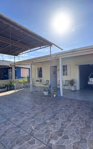 Casa à venda com 96m², 2 quartos e 1 vaga Casa à venda com 96m², 2 quartos e 1 vagaÁrea comum