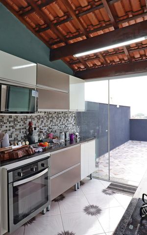 Apartamento à venda com 76m², 2 quartos e 1 vagaCozinha