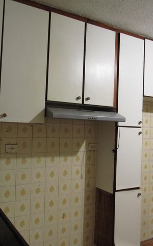 Casa à venda com 300m², 2 quartos e 2 vagasCozinha