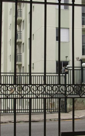 Casa à venda com 300m², 2 quartos e 2 vagasFachada