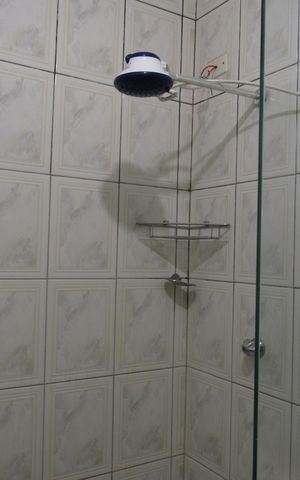 Casa à venda com 300m², 2 quartos e 2 vagasBanheiro da Suíte