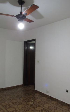 Casa à venda com 300m², 2 quartos e 2 vagasSala