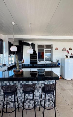 Apartamento à venda com 180m², 3 quartos e 3 vagas Apartamento à venda com 180m², 3 quartos e 3 vagasÁrea comum