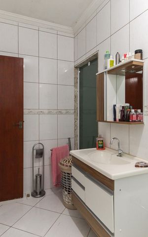 Casa à venda com 260m², 4 quartos e 3 vagas Casa à venda com 260m², 4 quartos e 3 vagasBanheiro da Suíte