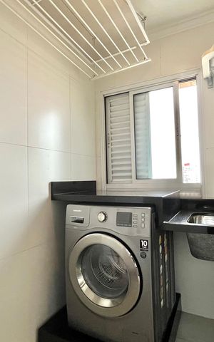 Apartamento à venda com 200m², 2 quartos e 3 vagas Apartamento à venda com 200m², 2 quartos e 3 vagasÁrea de Serviço
