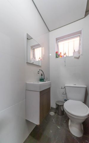 Casa para alugar com 281m², 3 quartos e 7 vagasLavabo