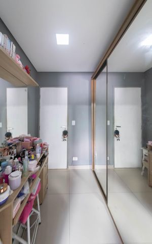 Casa para alugar com 281m², 3 quartos e 7 vagasSuíte 1 - Closet