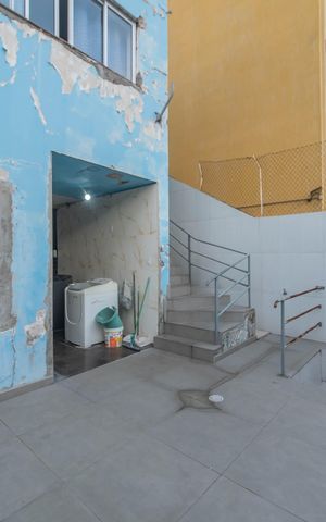 Casa para alugar com 281m², 3 quartos e 7 vagasQuintal 