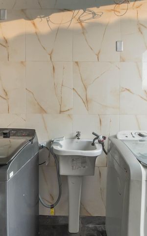 Casa para alugar com 281m², 3 quartos e 7 vagasLavanderia