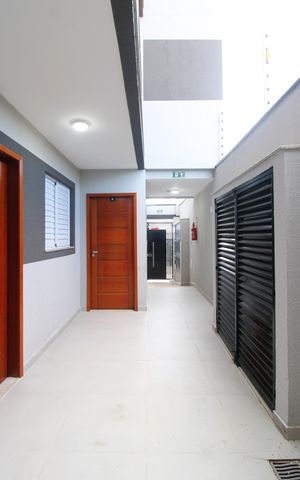 Apartamento à venda com 43m², 2 quartos e sem vagaÁrea comum