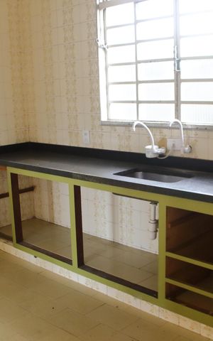 Casa para alugar com 320m², 2 quartos e 3 vagasCozinha