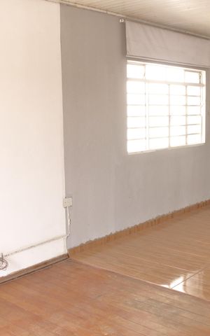 Casa para alugar com 320m², 2 quartos e 3 vagasSala
