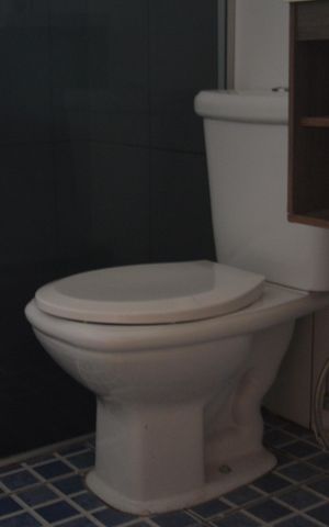 Casa à venda com 109m², 2 quartos e 2 vagasBanheiro Social